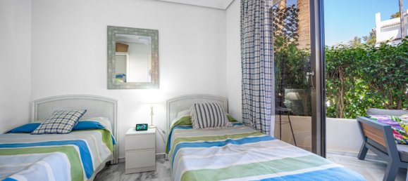 3 chambres Appartement à Marbella, Spain No. 136976 7