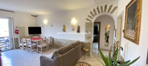 3 bedrooms Apartment in Albiano, Italy No. 153410 4