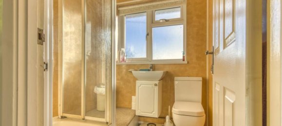 3 bedrooms Commercial property in Taunton, United Kingdom No. 13703 32