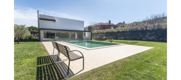 6 bedrooms Villa in Oeiras, Portugal No. 112521 2