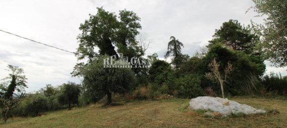 4 bedrooms House in Folignano, Italy No. 347860 3