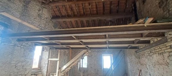 3 rooms Apartment in Tuoro sul Trasimeno, Italy No. 172084 5