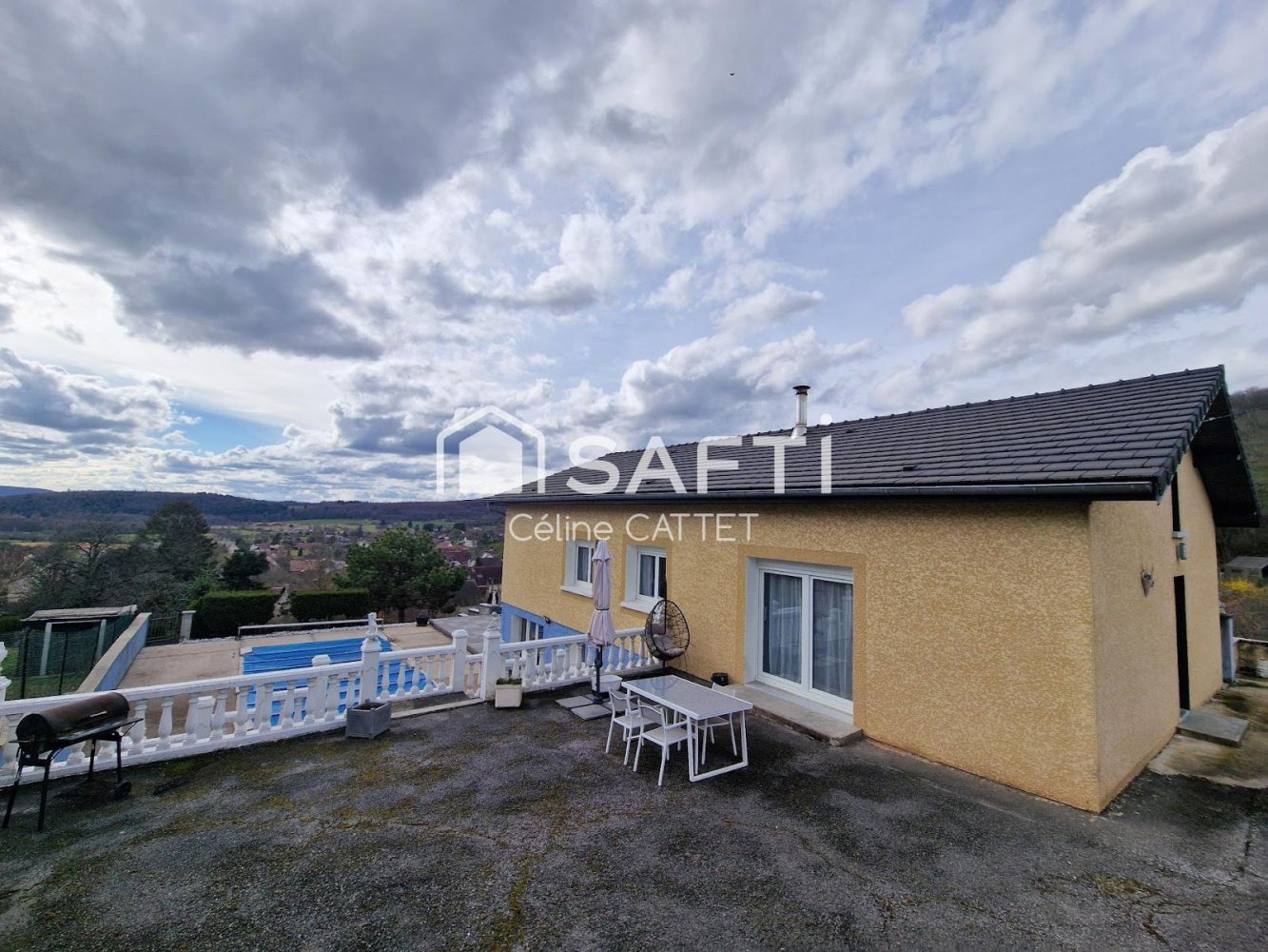 5 Schlafzimmer Haus in Amagney, France, Nr. 200424