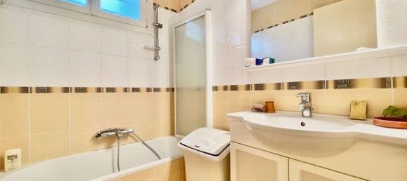 7 غرف نوم منزل في Goussainville, France رقم 304604 5