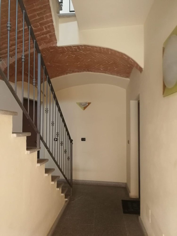 Apartamento de 3 divisões em Novi Ligure, Italy N.º 298247