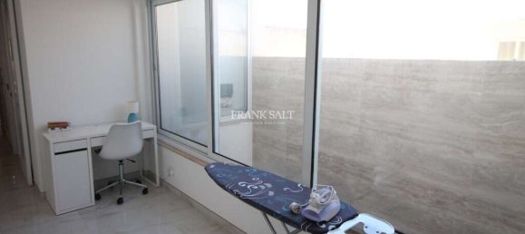 Apartamento de 3 dormitorios en Swieqi, Malta No. 10033 3