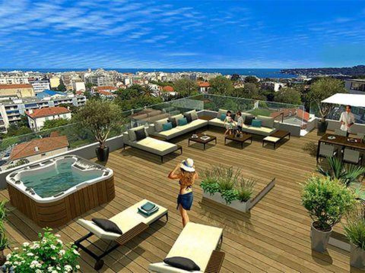 2 bedrooms Condo in Antibes, France No. 10781