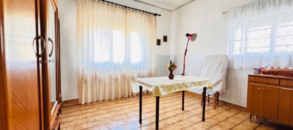 5 Schlafzimmer Wohnung in Minerbe, Italy, Nr. 318187 4