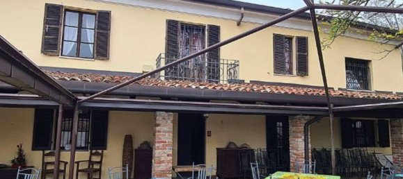Casa de 5 habitaciónes en Castel Rocchero, Italy No. 221622 12