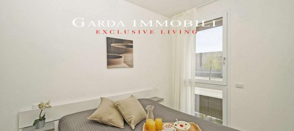 Apartamento de 3 habitaciónes en Desenzano del Garda, Italy No. 38980 30