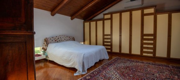 8-salle Villa à Biella, Italy No. 266937 24