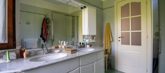 8-salle Villa à Biella, Italy No. 266937 18