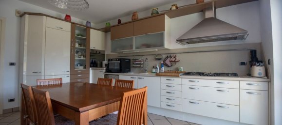 8-salle Villa à Biella, Italy No. 266937 5