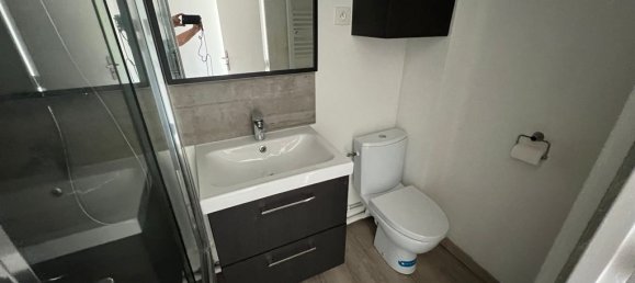 2 bedrooms Apartment in Reims, France No. 265274 6