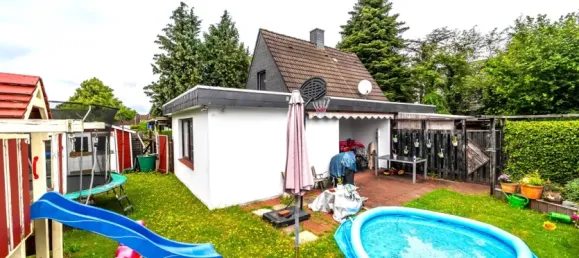 3 bedrooms House in Oldenburg, Germany No. 233657 2