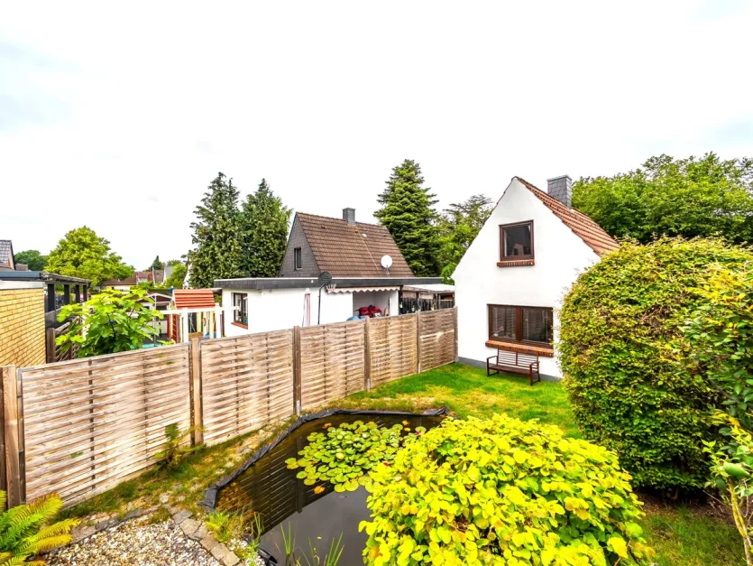 3 bedrooms House in Oldenburg, Germany No. 233657