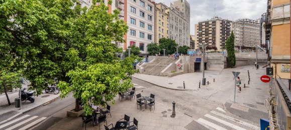 Квартира с 3 спальнями в Мадрид, Испания № 154194 41