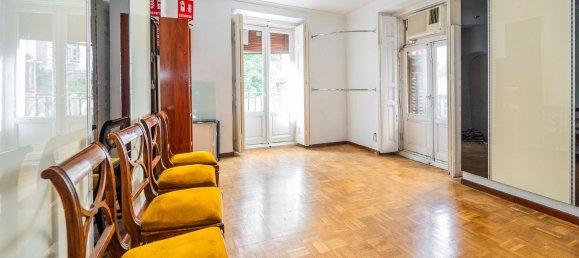 Квартира с 3 спальнями в Мадрид, Испания № 154194 22