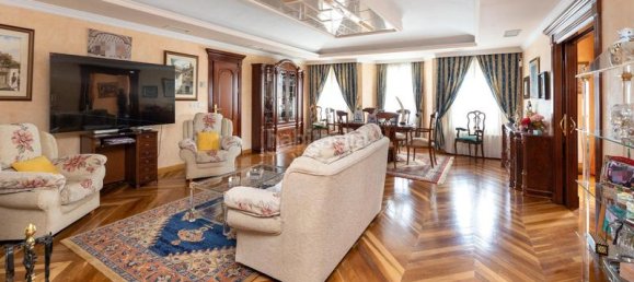 4 غرف نوم فيلا في Peligros, Spain رقم 171167 40