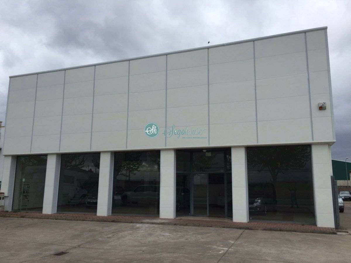 Almacén en Cantalejo, Spain 761 m² No. 63153