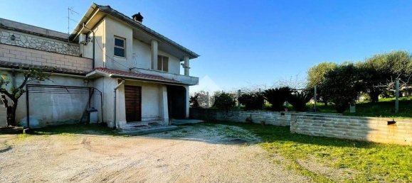 4 bedrooms Villa in Cisterna di Latina, Italy No. 152878 22