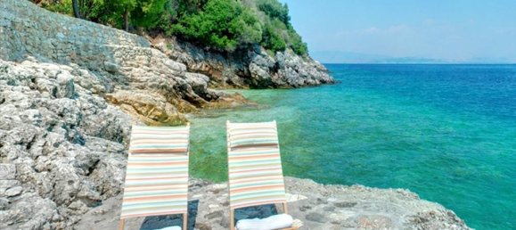 250 m² villa en venta en Corfu, Central Corfu and Diapontian Islands, Corfu, Ionian Islands, Peloponnese, Western Greece and the Ionian, Greece № 7340 2