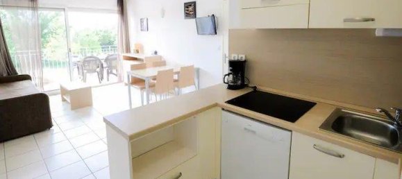 3 Schlafzimmer Wohnung in Azille, France, Nr. 1889 23