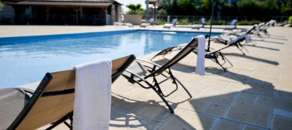 3 Schlafzimmer Wohnung in Azille, France, Nr. 1889 4