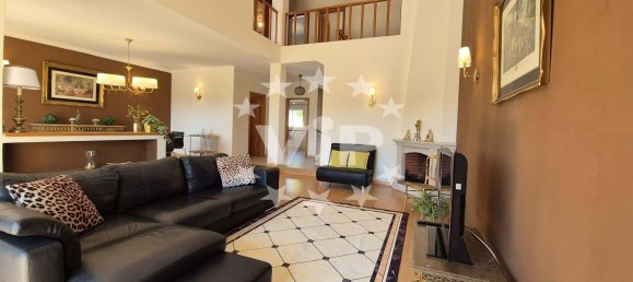 3 bedrooms House in Quarteira, Portugal No. 133730 4