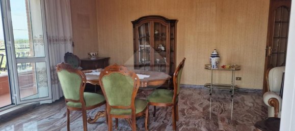4-salle Appartement à Rome, Italy No. 82113 9
