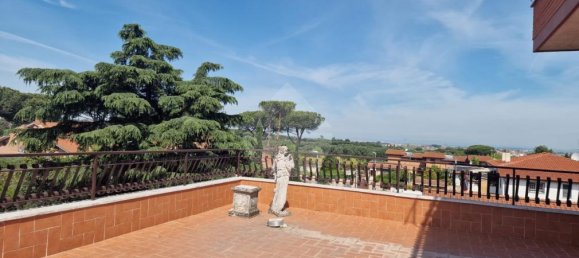 4-salle Appartement à Rome, Italy No. 82113 3