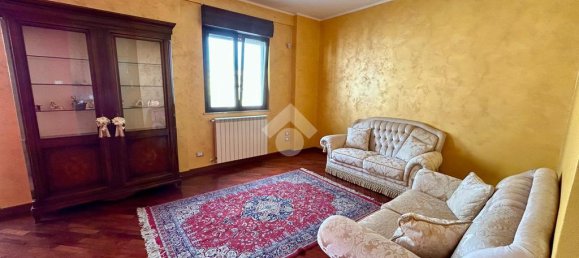 3 bedrooms Apartment in Palermo, Italy No. 315745 3