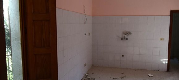 5غرفة منزل في Acireale, Italy رقم 110962 10