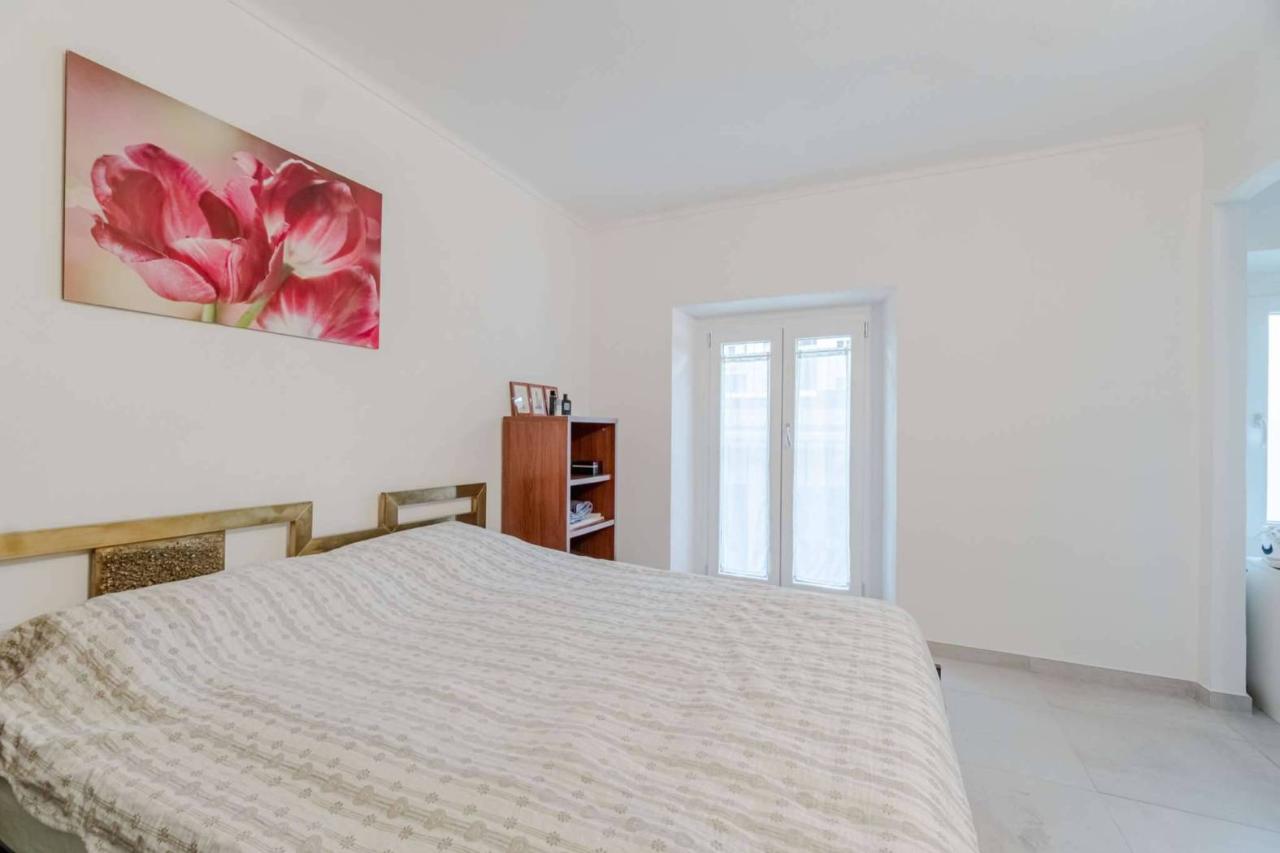 2 rooms Apartment in Turin, Italy No. 88526