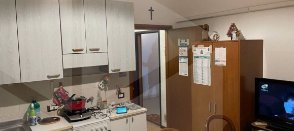 3 rooms Apartment in Modena, Italy No. 28658 7