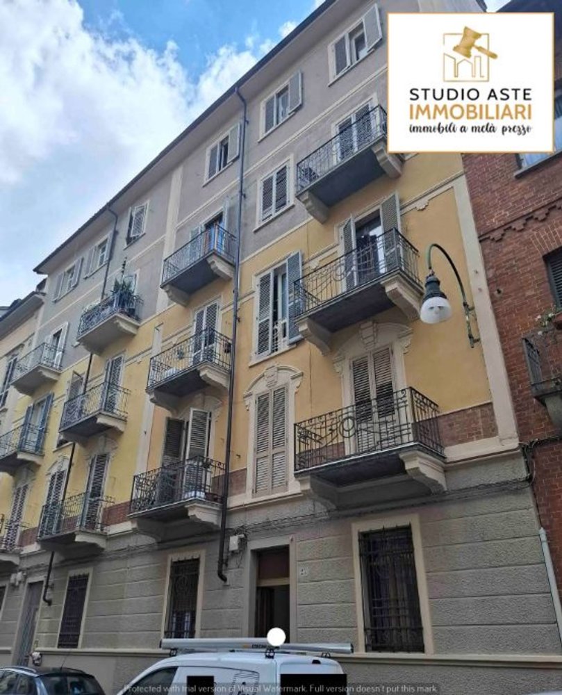 2 bedrooms Apartment in Turin, Italy No. 354271