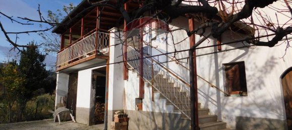 Дом с 5 комнатами в Преторо, Италия № 130607 5