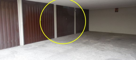 Garaje en Busto Arsizio, Italy 13 m² No. 251303 3