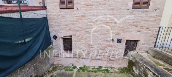 5-salle Maison à Falerone, Italy No. 69610 24