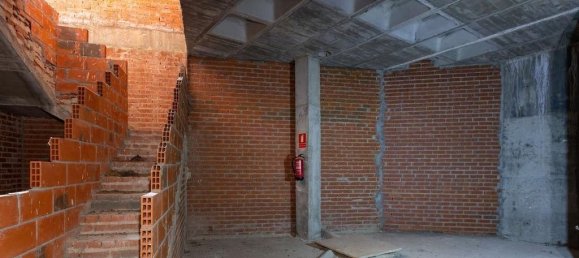 113m² Commercial property in Venturada, Spain No. 97903 14