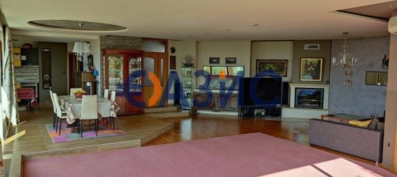 4 Schlafzimmer Wohnung in Kosharitsa, Bulgaria, Nr. 1022 3