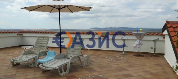 4 Schlafzimmer Wohnung in Kosharitsa, Bulgaria, Nr. 1022 11