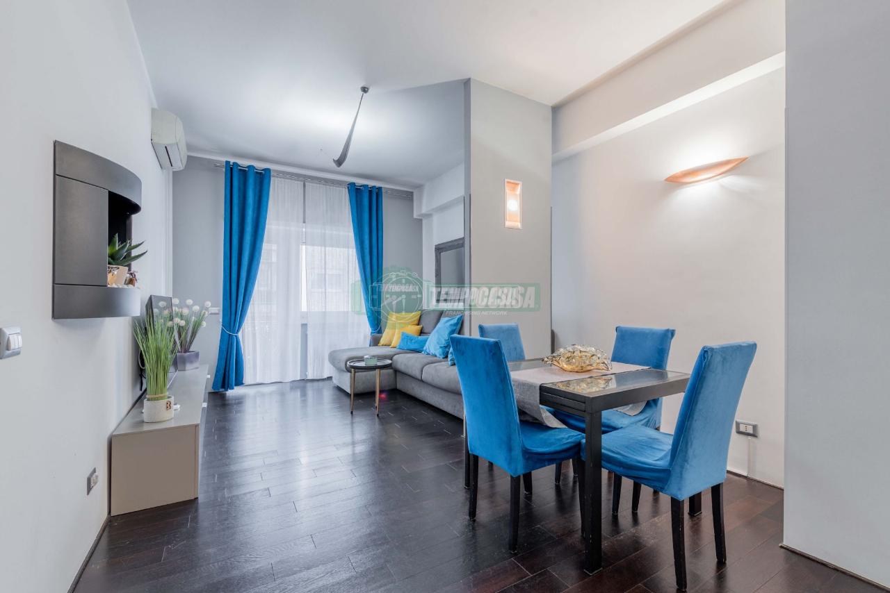 Apartamento de 3 habitaciónes en Rome, Italy No. 2471