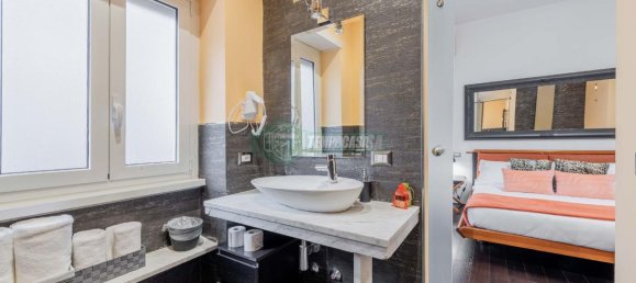 Apartamento de 3 habitaciónes en Rome, Italy No. 2471 16