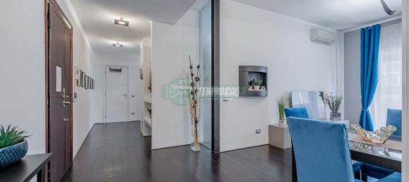 Apartamento de 3 habitaciónes en Rome, Italy No. 2471 5
