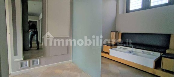 5 rooms Commercial property in Lucca, Italy No. 84545 5