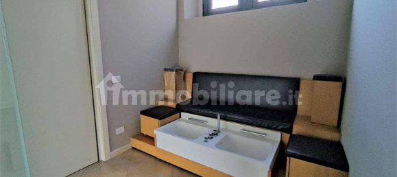 5 rooms Commercial property in Lucca, Italy No. 84545 6