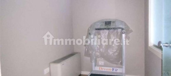5 rooms Commercial property in Lucca, Italy No. 84545 20