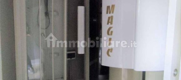 5 rooms Commercial property in Lucca, Italy No. 84545 8