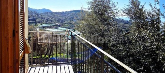 Квартира с 3 спальнями в Масса Лубренсе, Италия № 262399 18